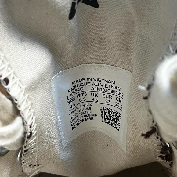 converse - Picture 4 of 6